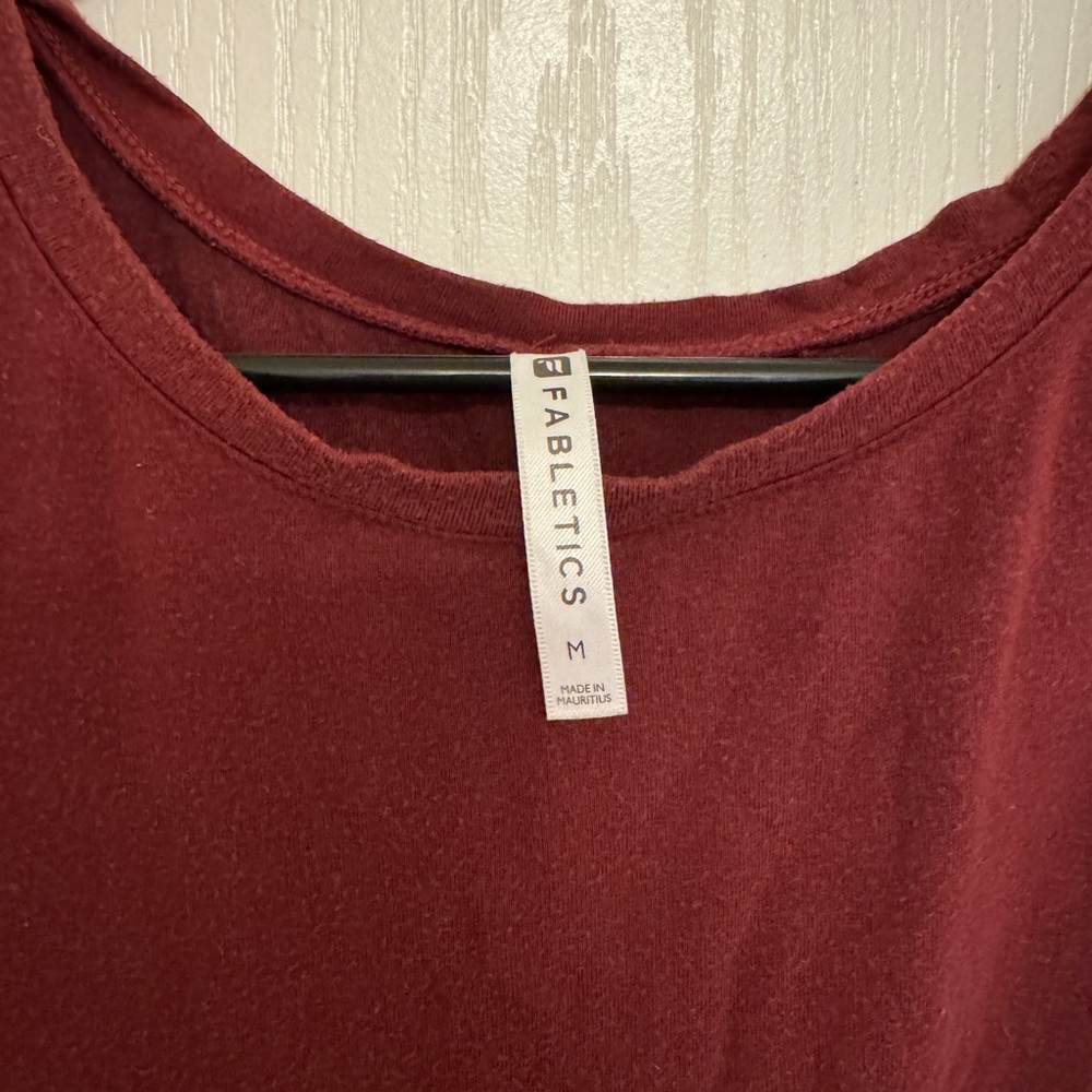 Fabletics tank top bundle - Picture 4 of 8